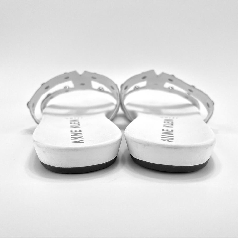 Anne Klein Iflex Ely Flat Slide Sandal Size 8.5 White Faux Leather Cushioned - Picture 6 of 16